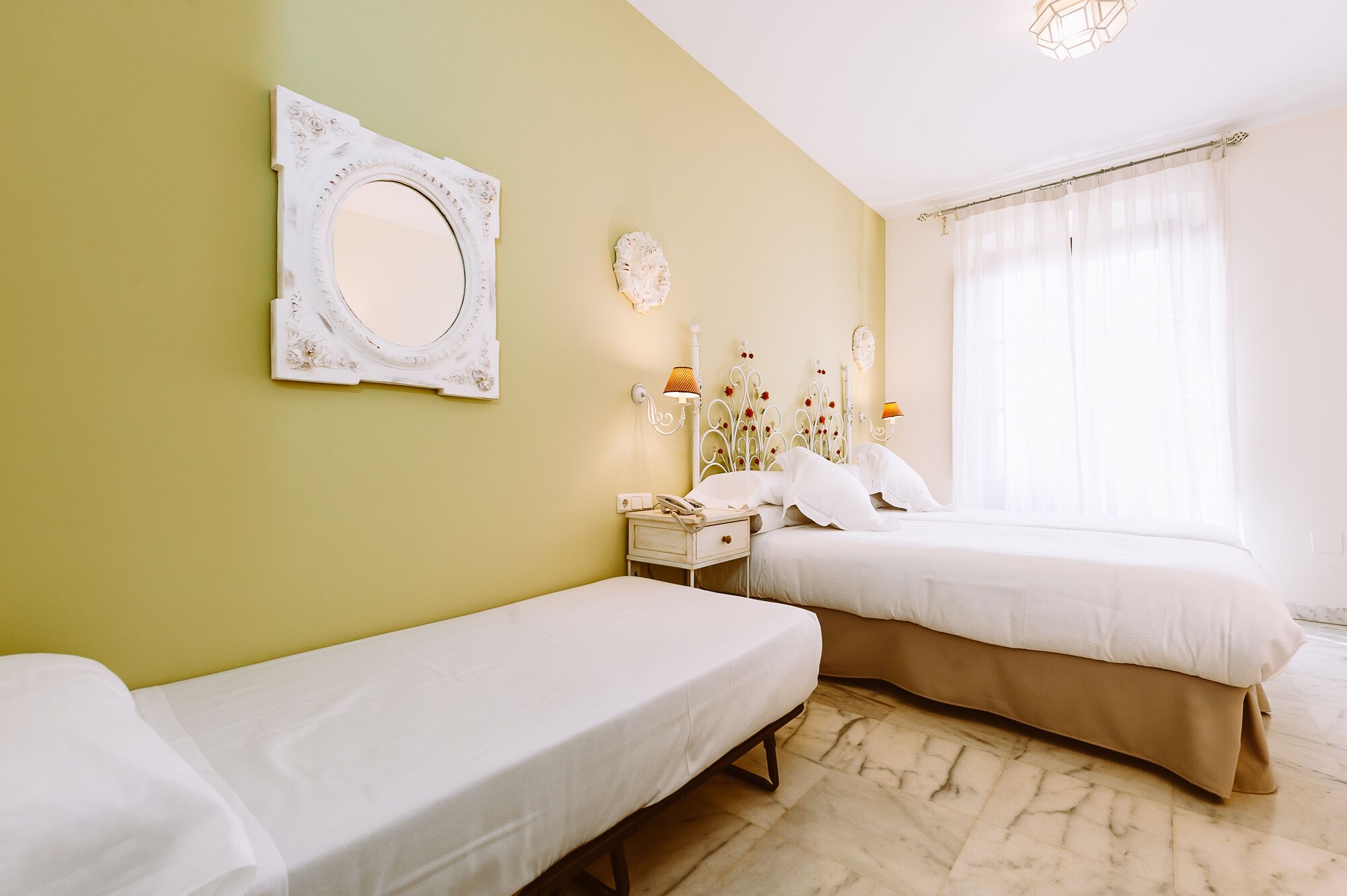 FAMILY, TWIN BEDS, 2 BUNK BEDS, WITH EXTRA BED, BALCONY