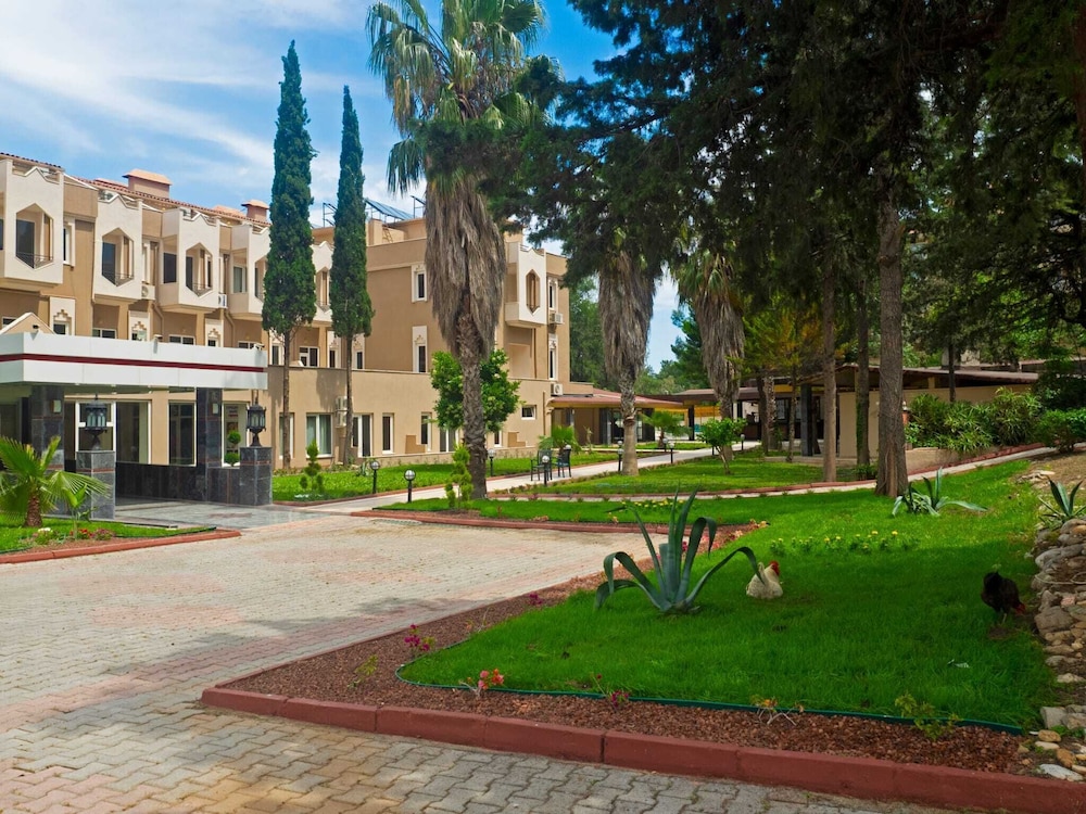 Alexius Beach Hotel 17/20