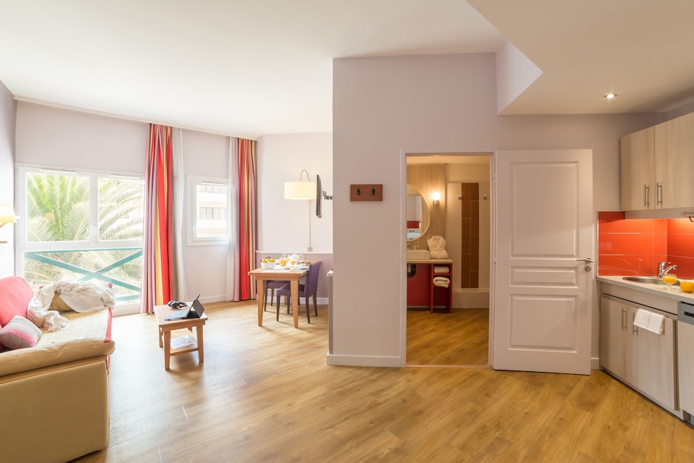Pierre And Vacances Premium Residence Haguna Formerly Pierre And Vancances Residence Haguna 43/68