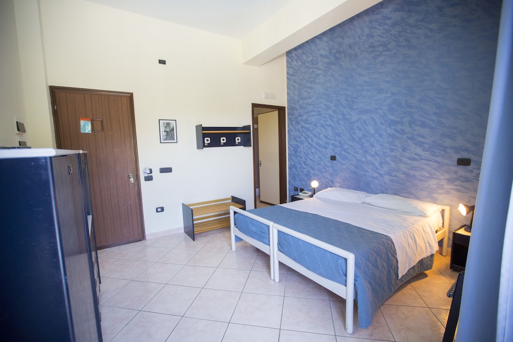 Hotel Tourist 16/50