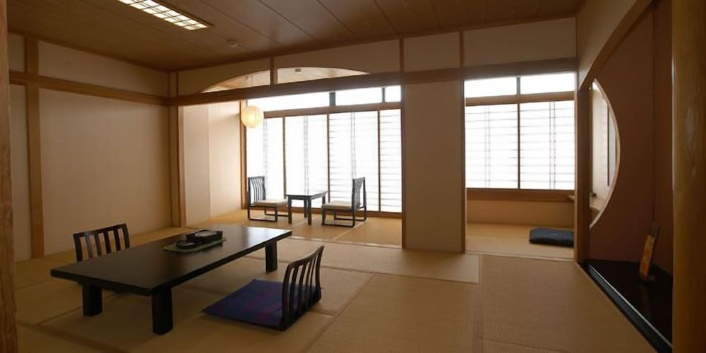 Kokusai Kanko Hotel Kishotei 37/47