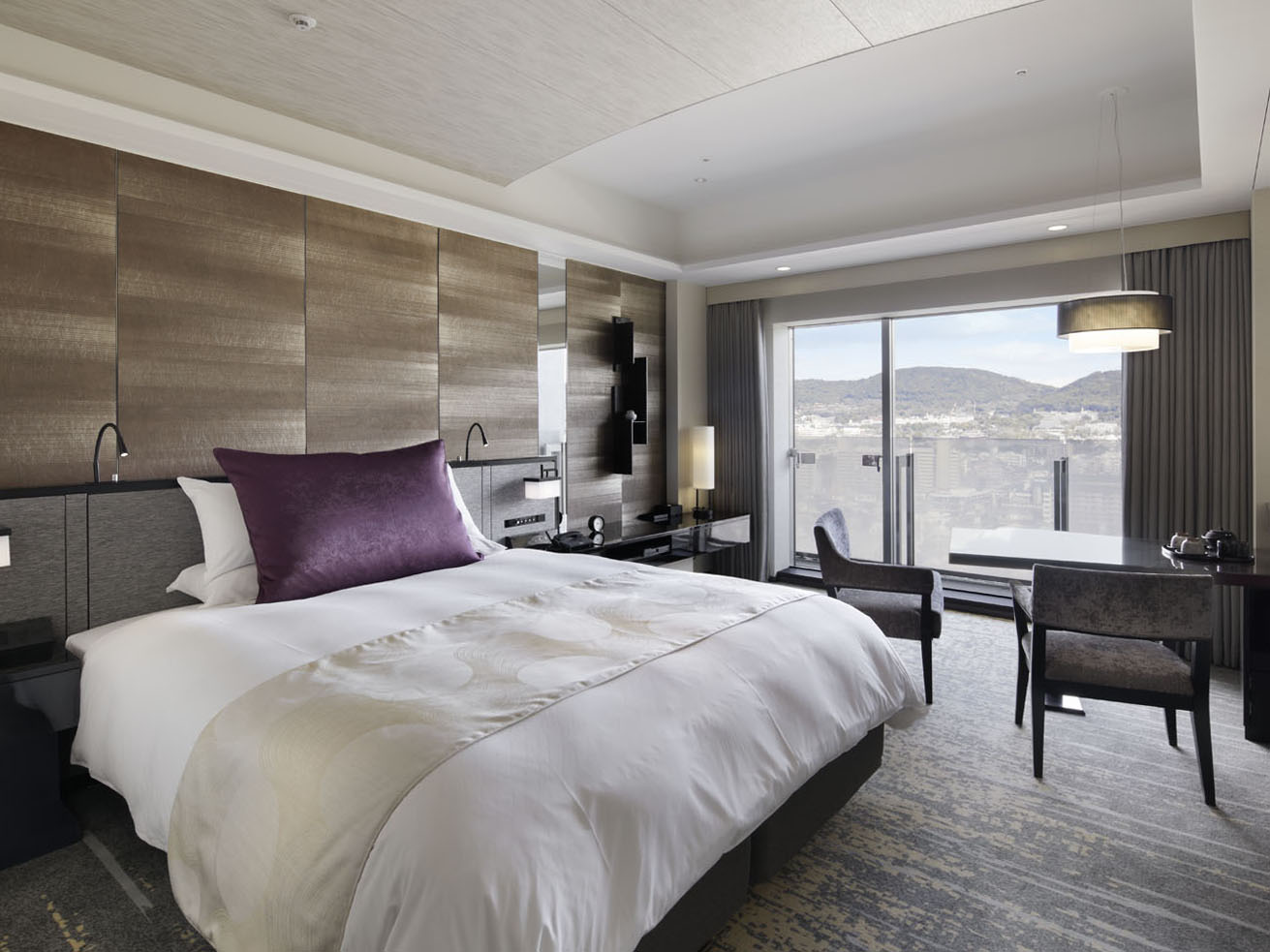 Deluxe, Double Bed, Gran Via View