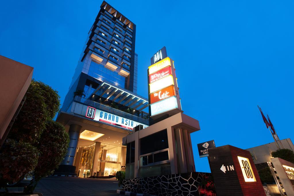 Grand Asia Hotel 3/21