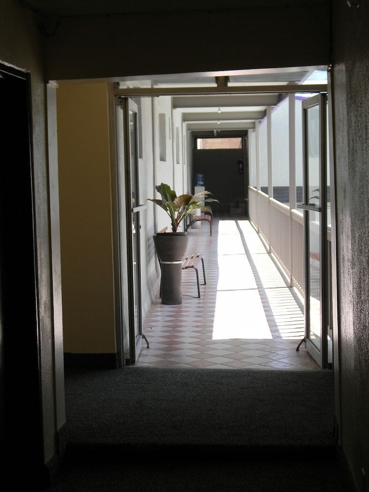 Hotel Plaza Hermosa 8/55