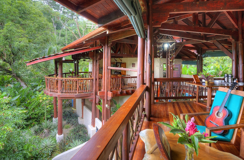 Playa Nicuesa Rainforest Lodge in GOLFITO
