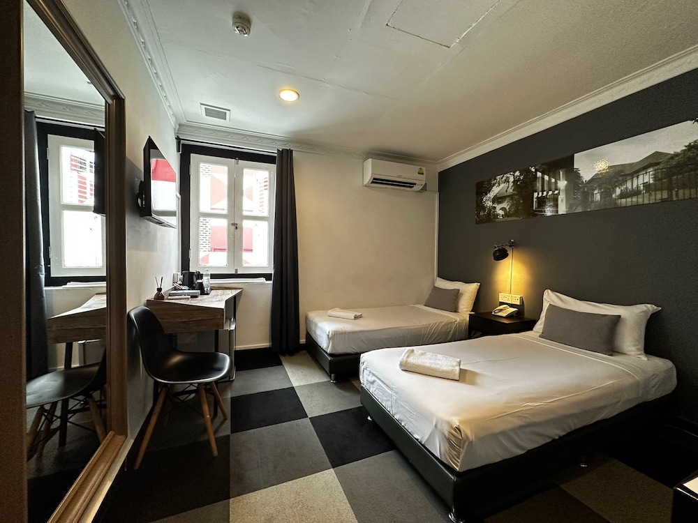 Check-Inn at Little India 16/50