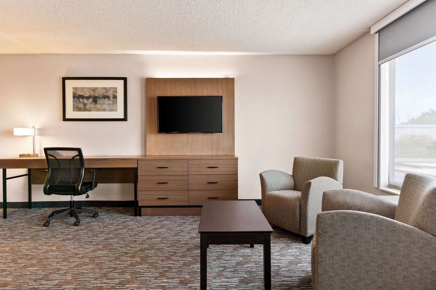 Wingate By Wyndham Cincinnati Blue Ash 21/28