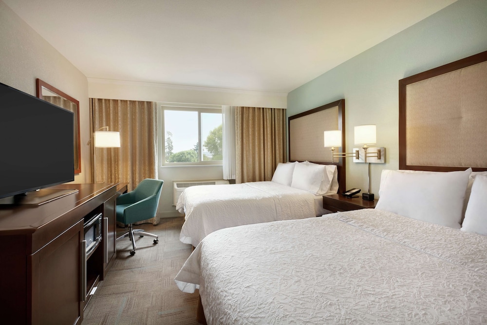 Hampton Inn Portland-Clackamas 16/39