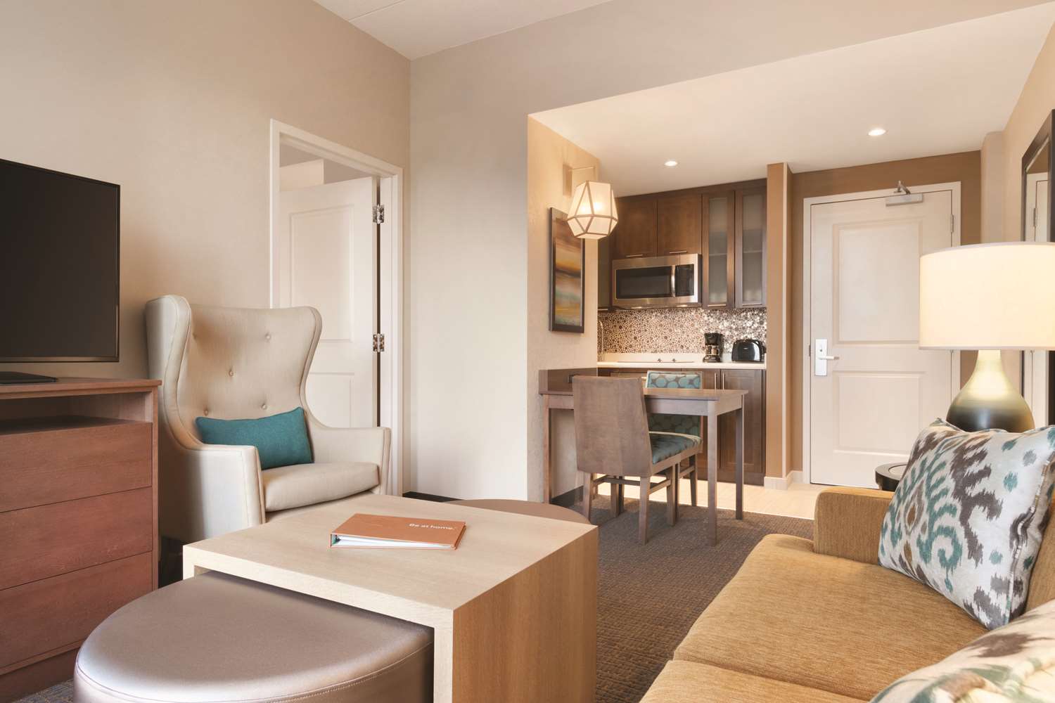 Homewood Suites by Hilton Calgary Downtown 34/48