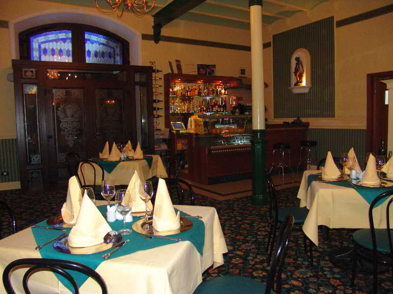 Bastion Hotel 10/20
