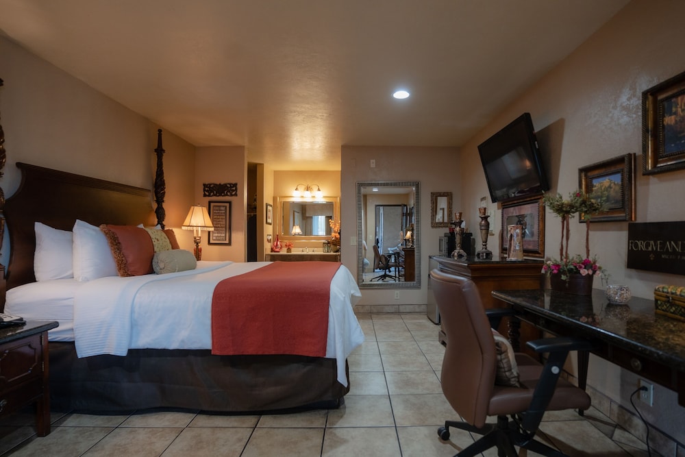 Quality Inn Suites Near the Border 30/67