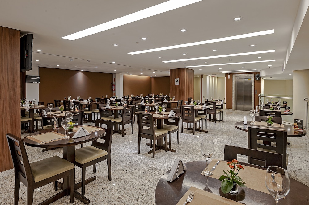 Firenze Business Hotel (ex Slaviero Essential Palhoca Viacatarina) 44/63