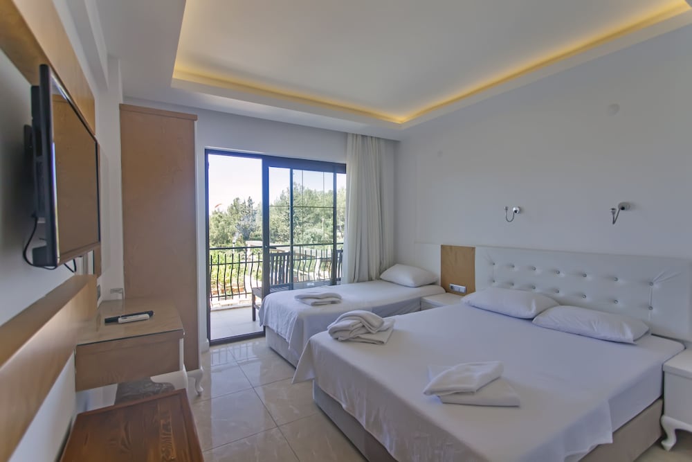 Ferah Hotel 28/71