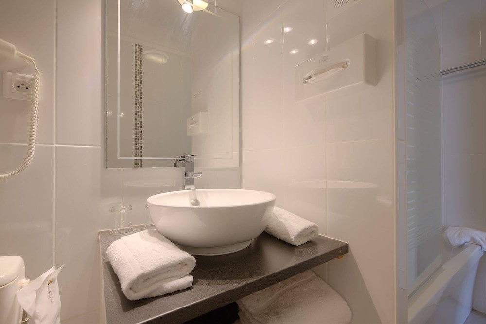 Hotel La Hoirie 45/49
