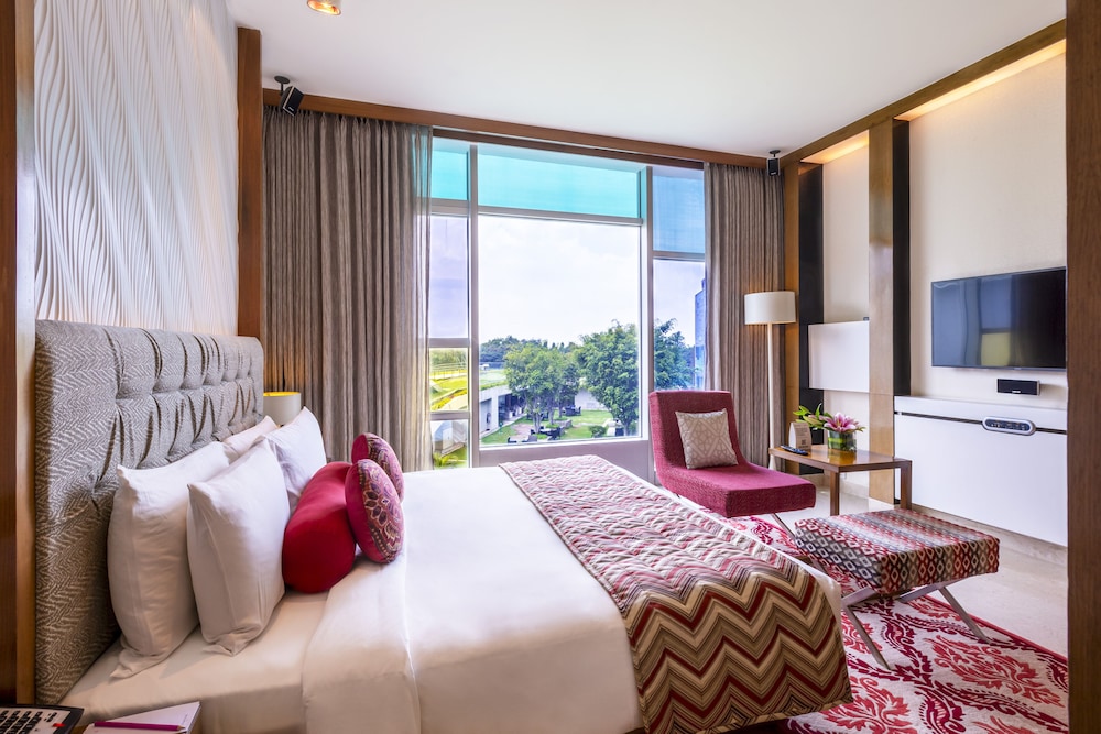 Vivanta Bengaluru Whitefield 32/82