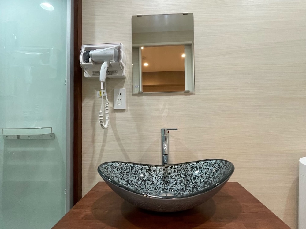 Hotel Erenoa 23/25