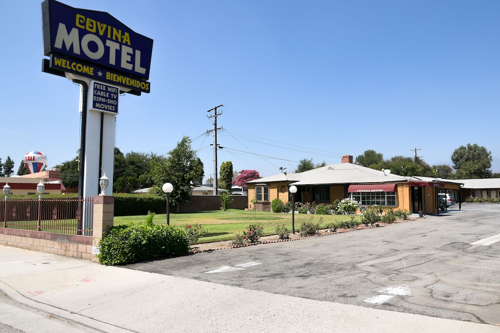Covina Motel 23/37