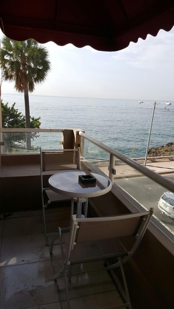 Hotel La Llave Del Mar 56/61
