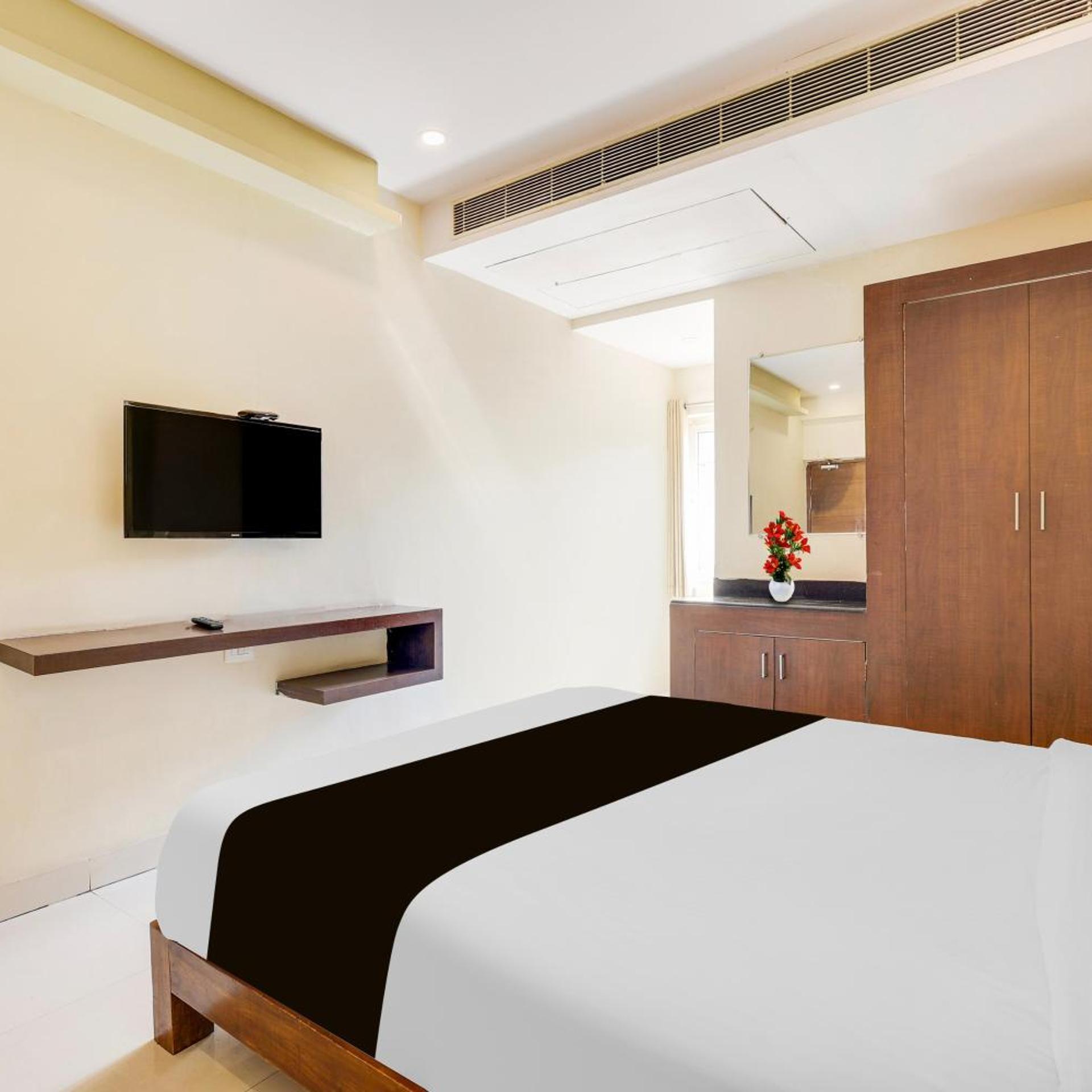 Sri Maharaja Inn 35/50