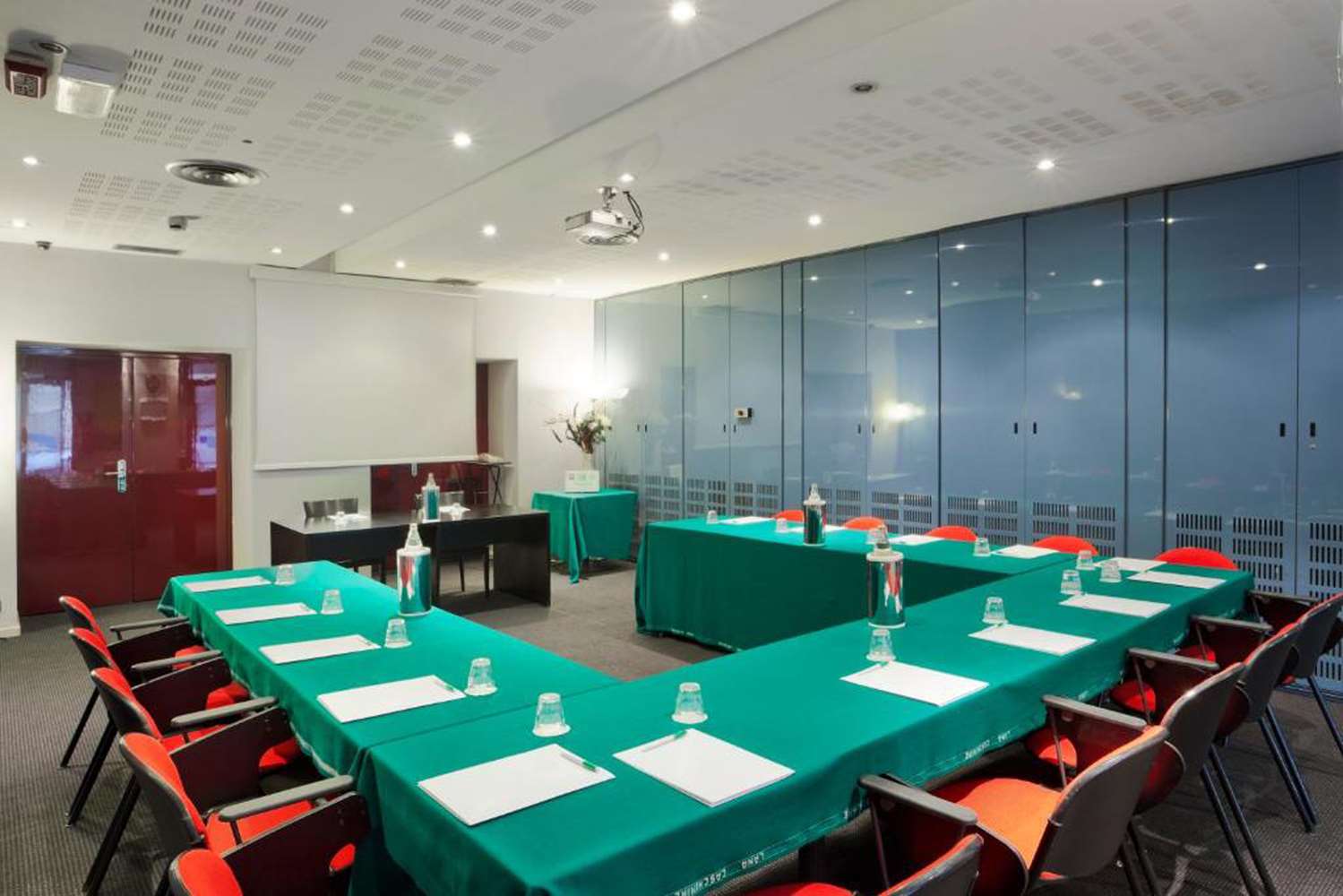 Sure Hotel by Best Western Turin City Centre 20/21