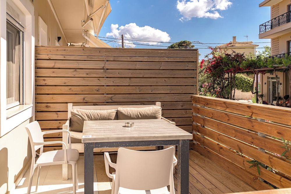 Iakinthos Tsilivi Beach 33/44