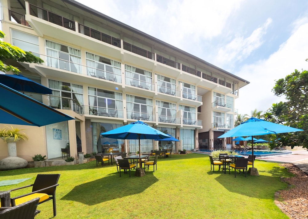 Gartons Cape Hotel in AHANGAMA
