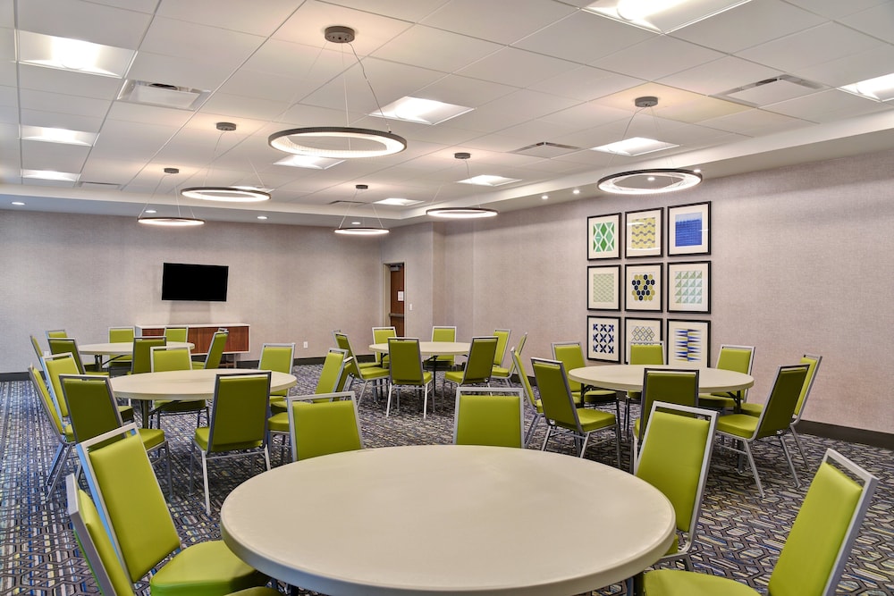 Holiday Inn Express And Suites Ottawa 39/50