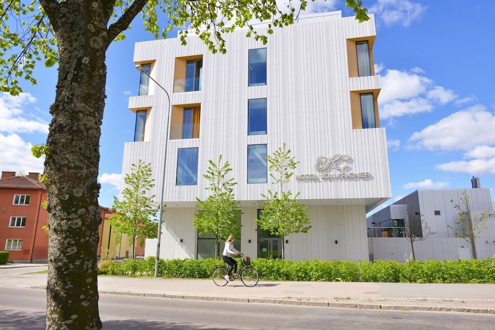 Hotel von Kraemer 4/24