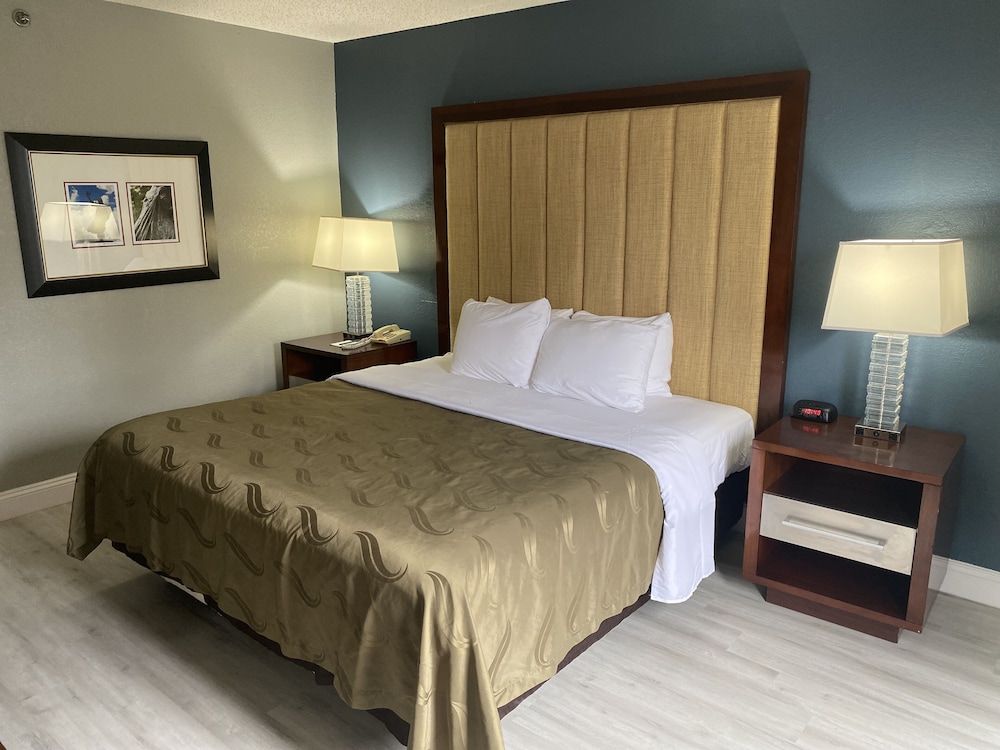 Quality Inn Rocky Mount near Event Center 12/39