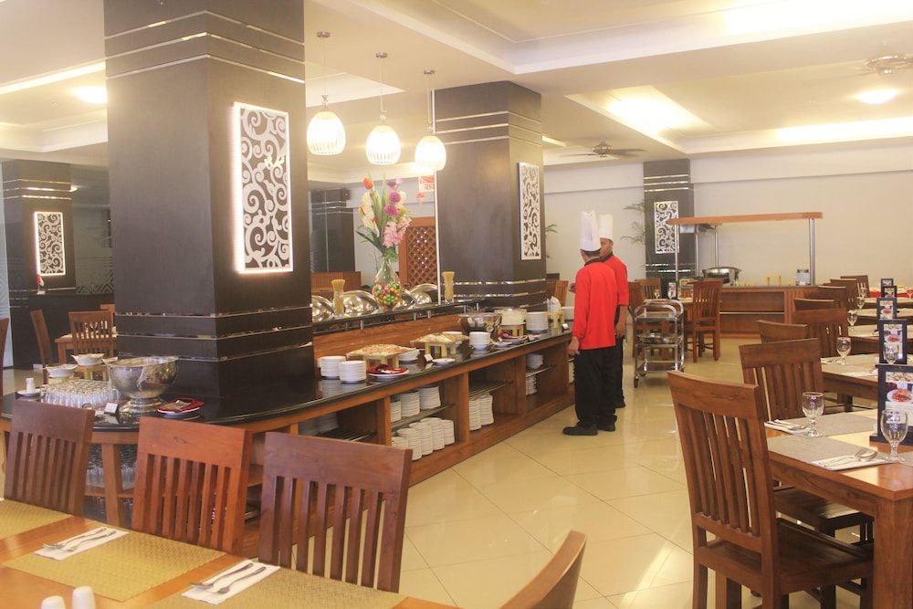 Prima Sr Hotel & Convention 40/50