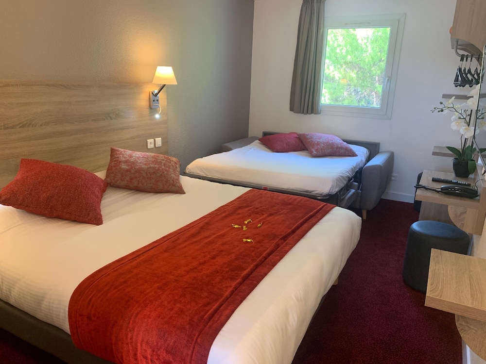 Hotel the Originals Nimes Costieres 10/60