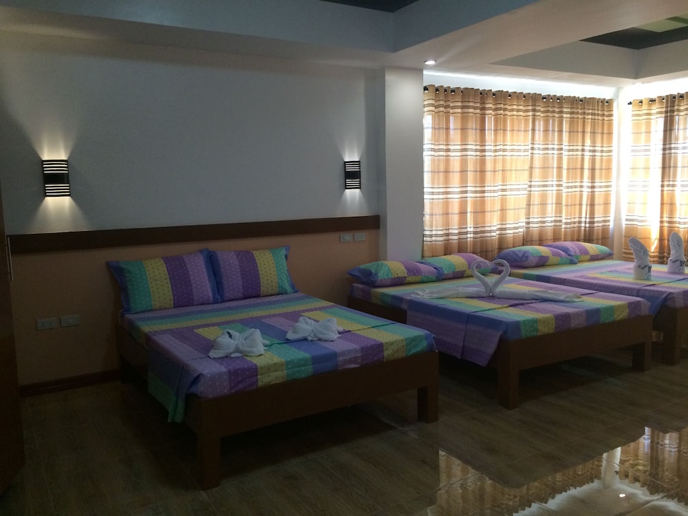 Sea Jewel Beach Resort 35/58