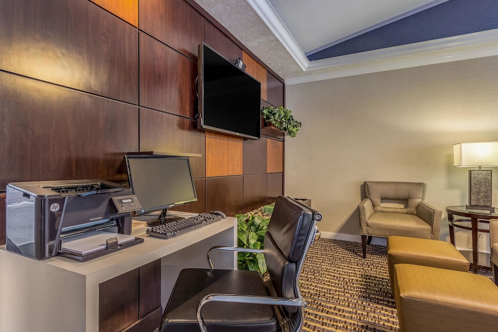 Comfort Inn Independence - Cleveland 20/30