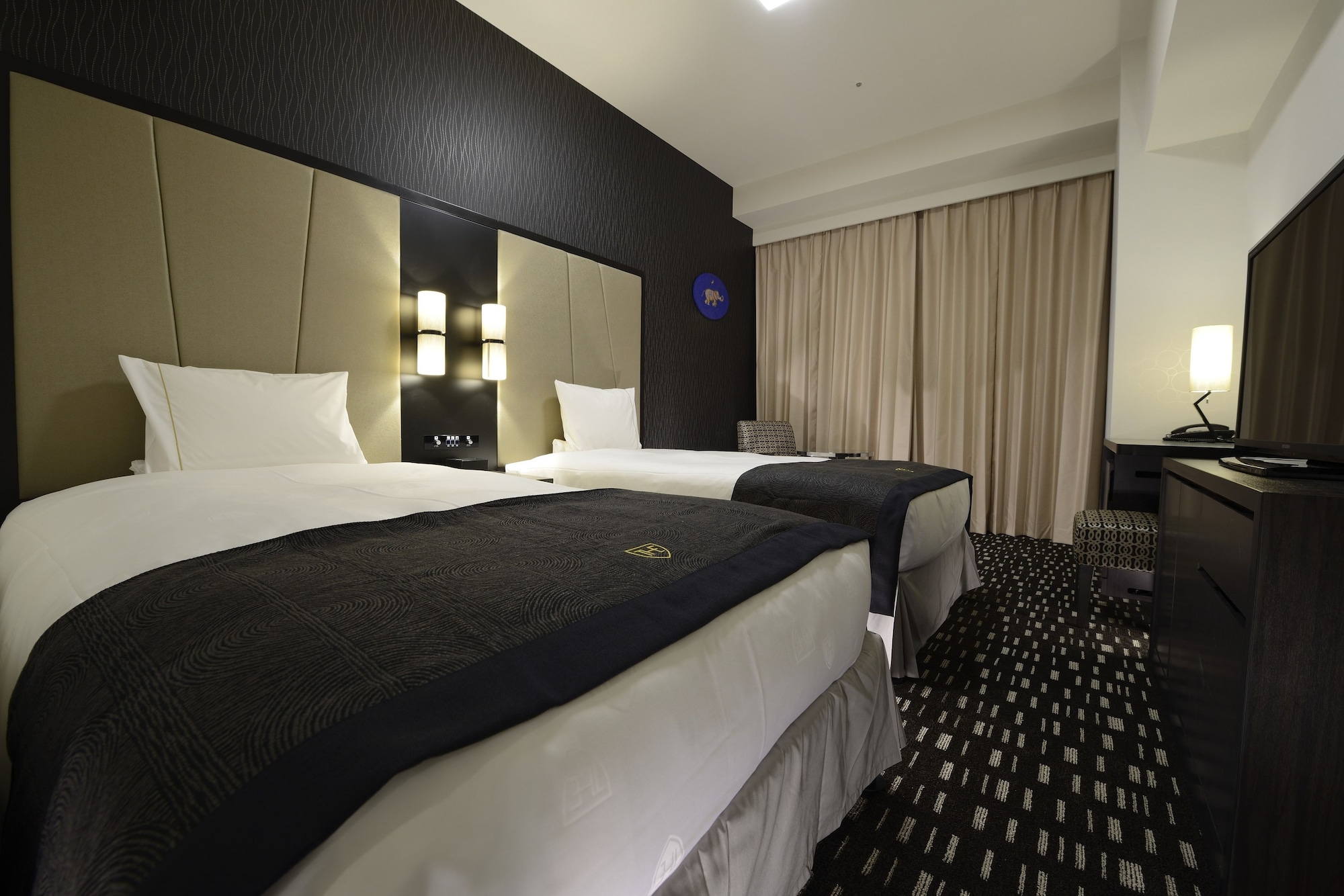 PREMIUM, SUPERIOR, TWIN BEDS