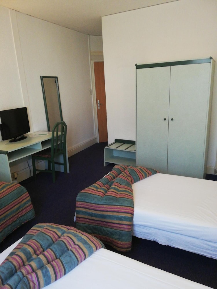 Hotel de Nevers 6/25