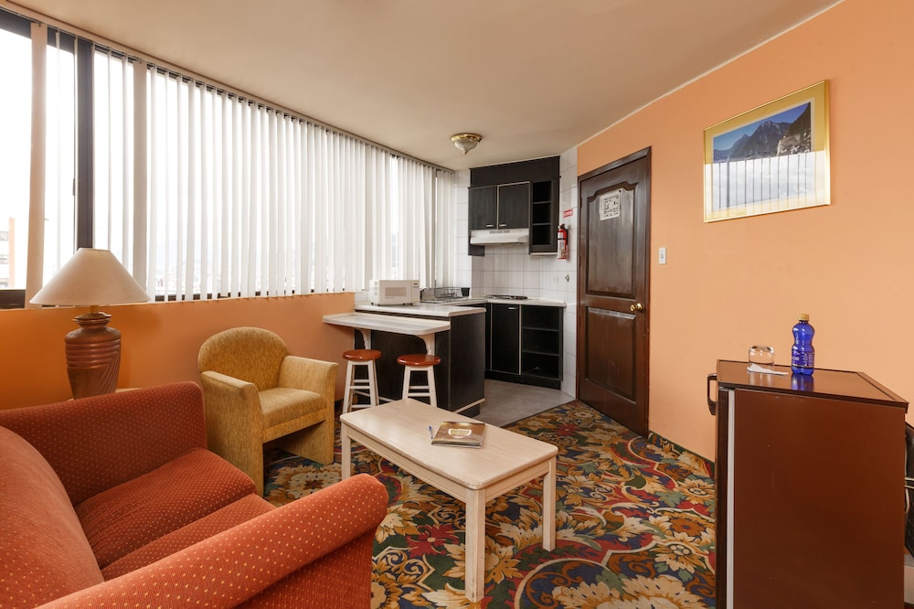 Stanford Suites 47/69