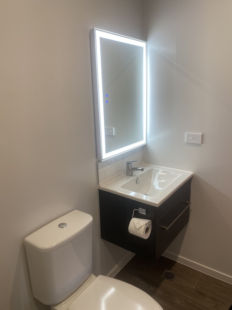 Ramada by Wyndham Wellington Taranaki Street 48/51