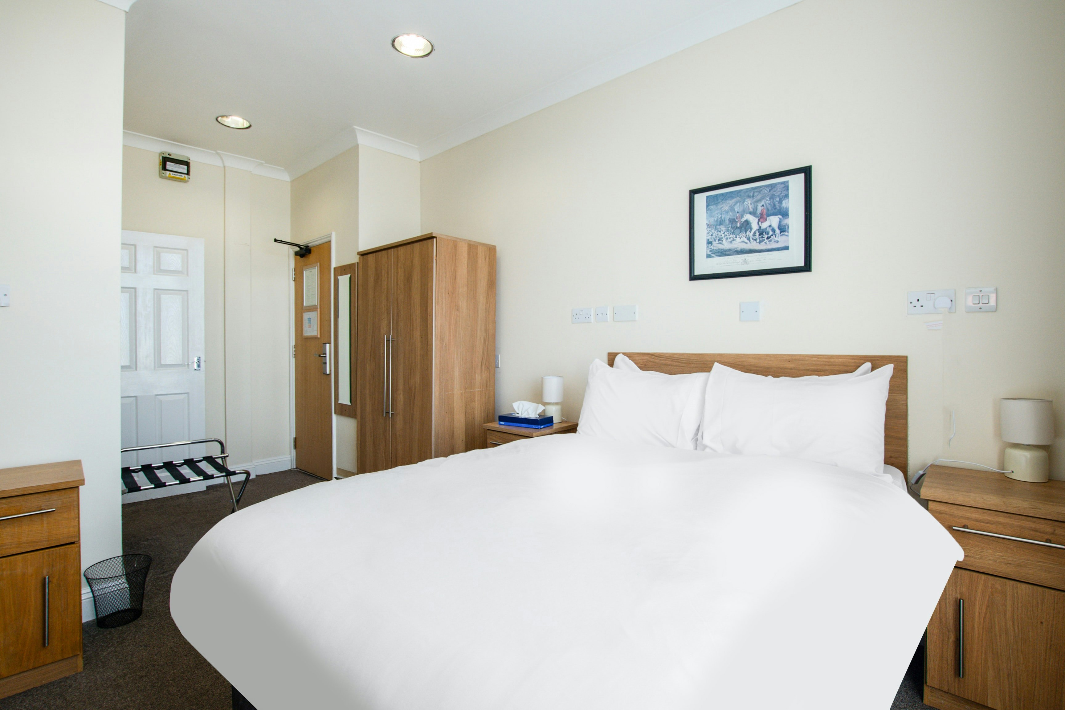 Russel Court Hotel Bournemouth Central 12/45