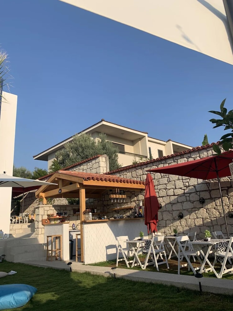 Kybele Alacati 5/50