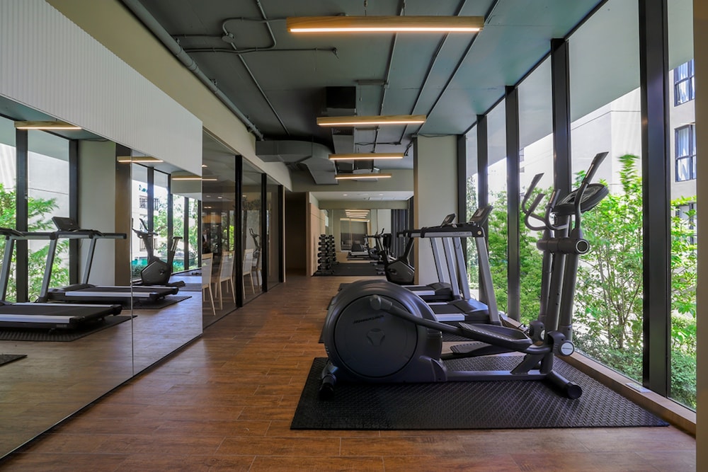 Alix Bangkok Hotel 40/77