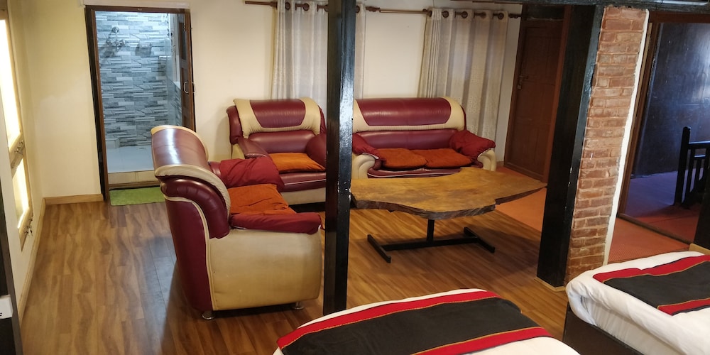 Tulaja Boutique Hotel 40/50