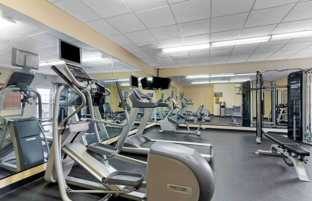 Extended Stay America Suites - San Antonio - North 35/56