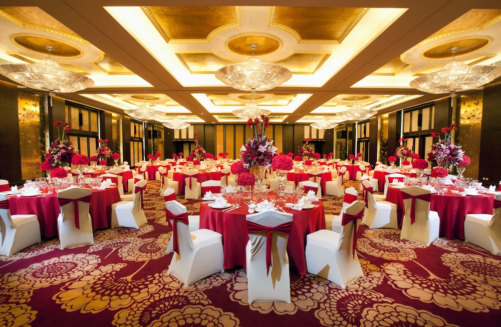 Dorsett Grand Chengdu 52/59