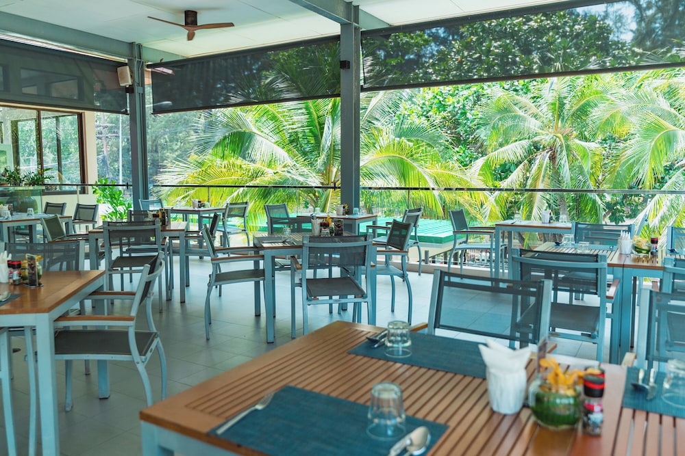 Dewa Phuket Resort and Villas 60/74