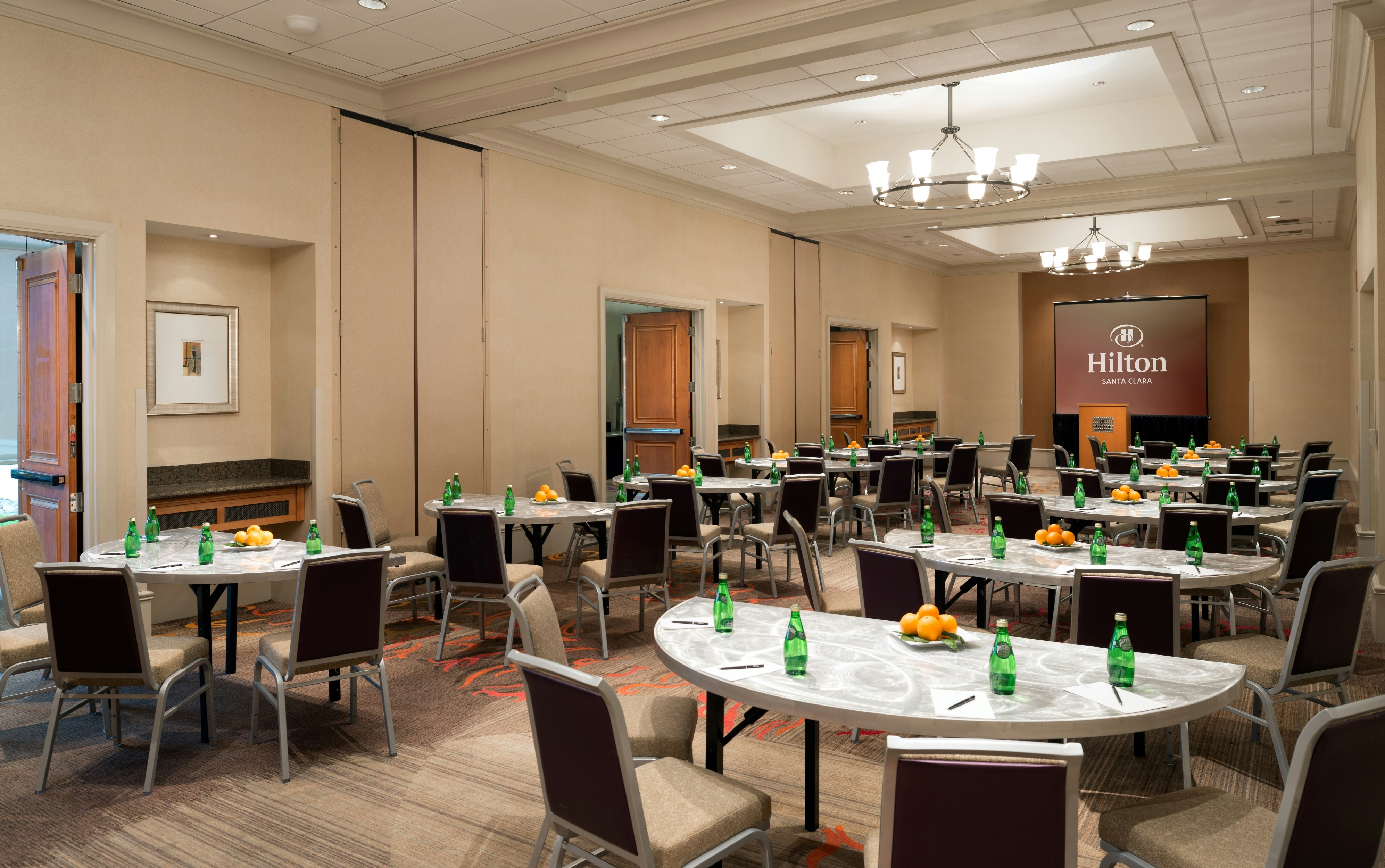 Hilton Santa Clara 40/41