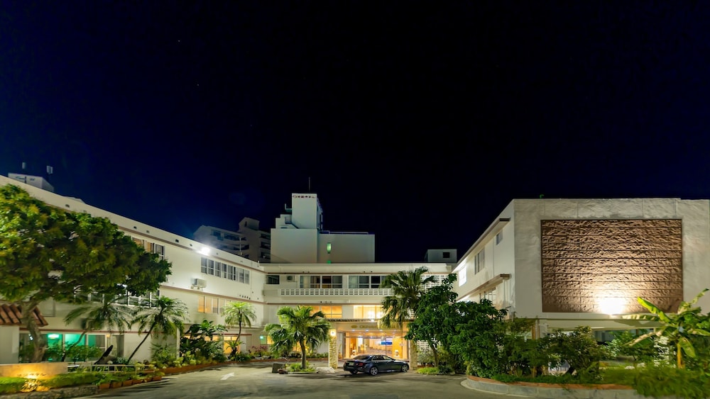 Okinawa Hotel 7/71