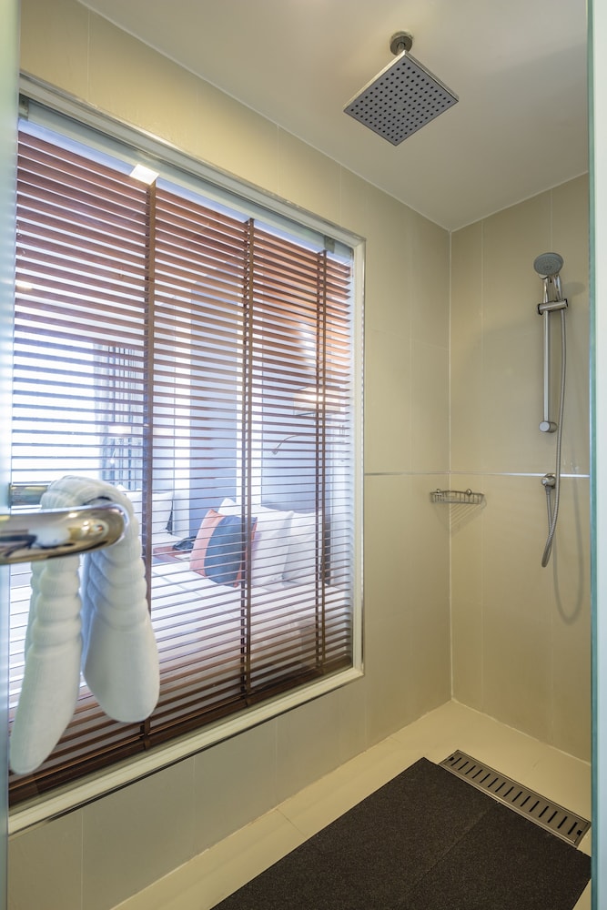 Hotel Solo Sukhumvit 2 50/50