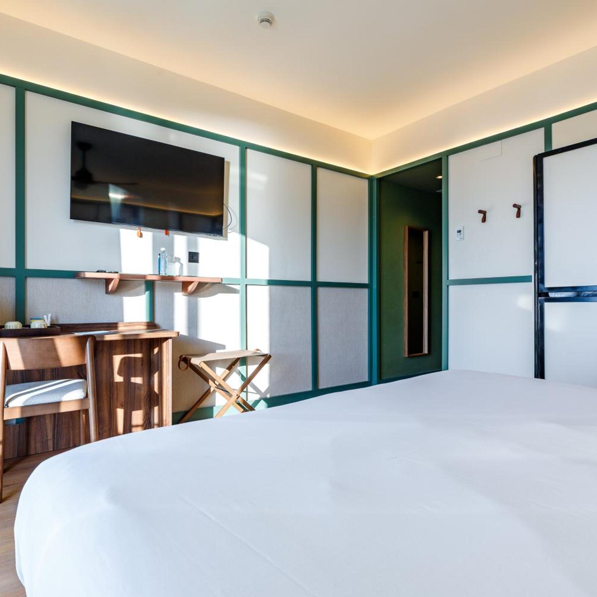 غرفة سوبيريور بشرفة، Petit Palace Tamarises 3/10