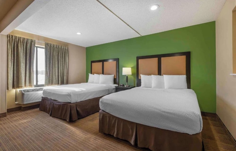 Studio 6 Extended Stay South Bend Mishawaka South IN 24/60