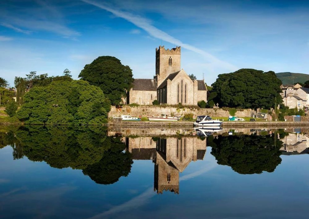 Lakeside Hotel And Leisure Centre 26/60